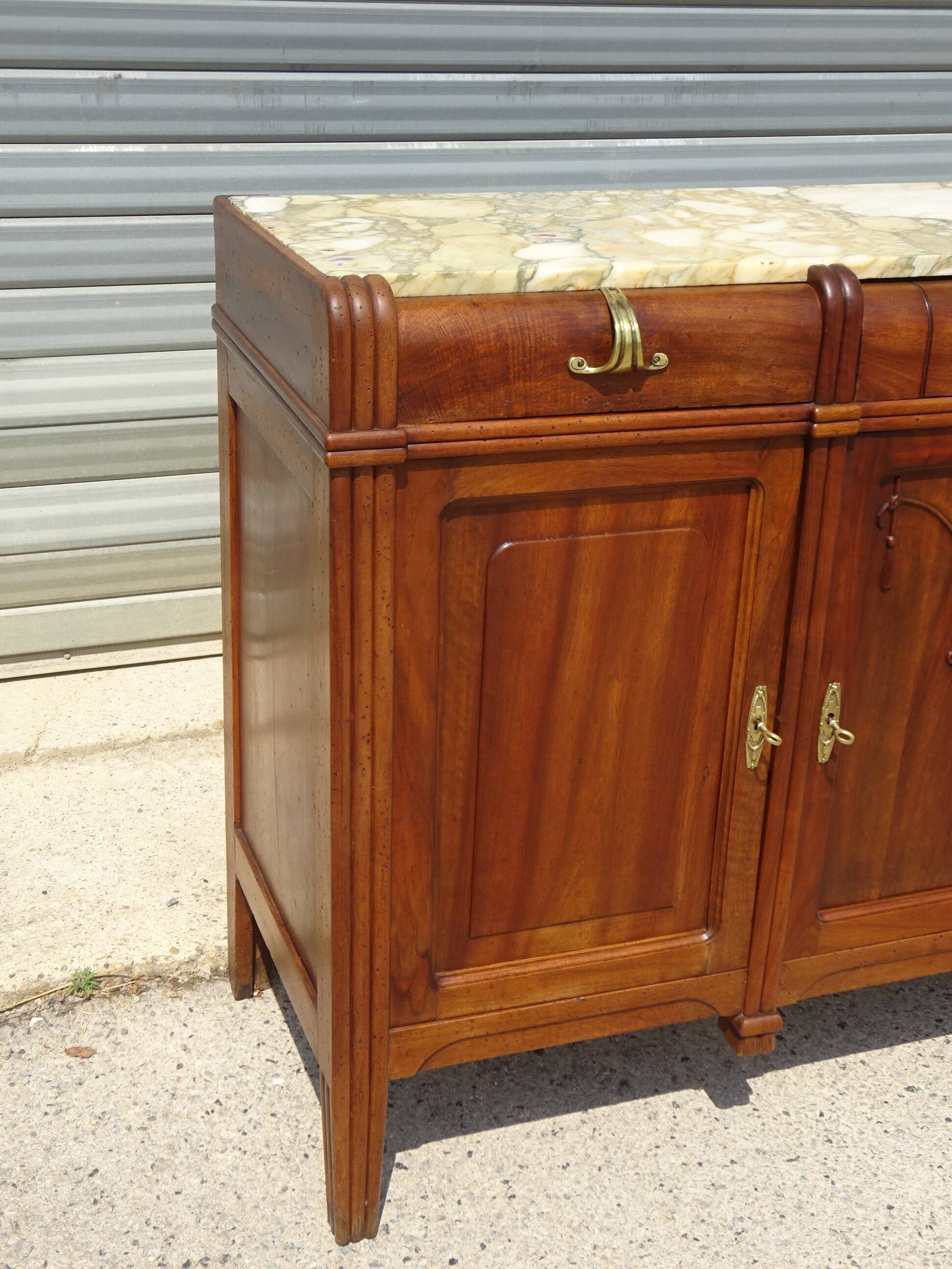 Art Deco sideboard in walnut with a marble top