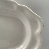 Oval flat Moustiers XVIIIth