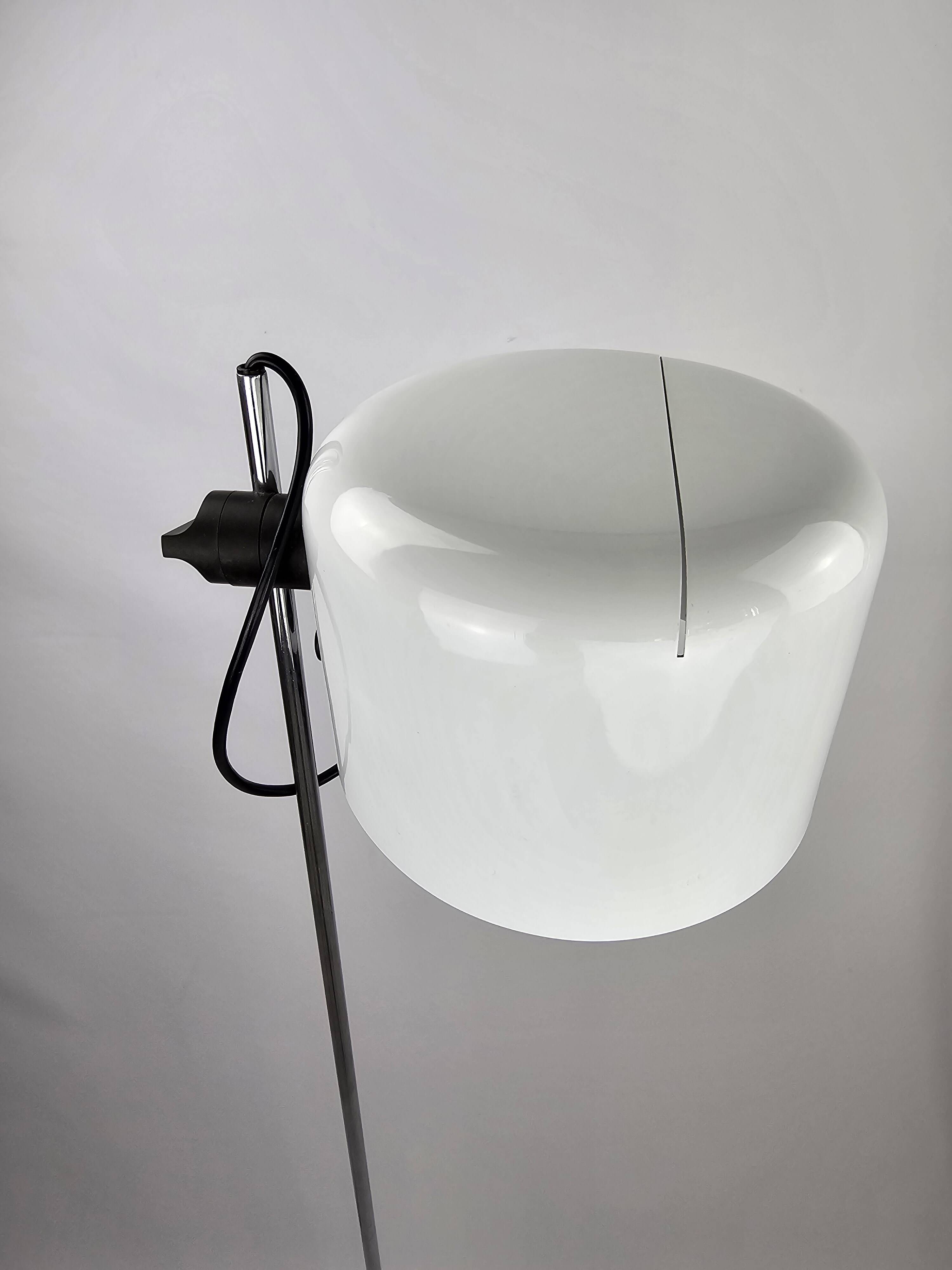 Joe Colombo floor lamp for Oluce 1967 model Coupe