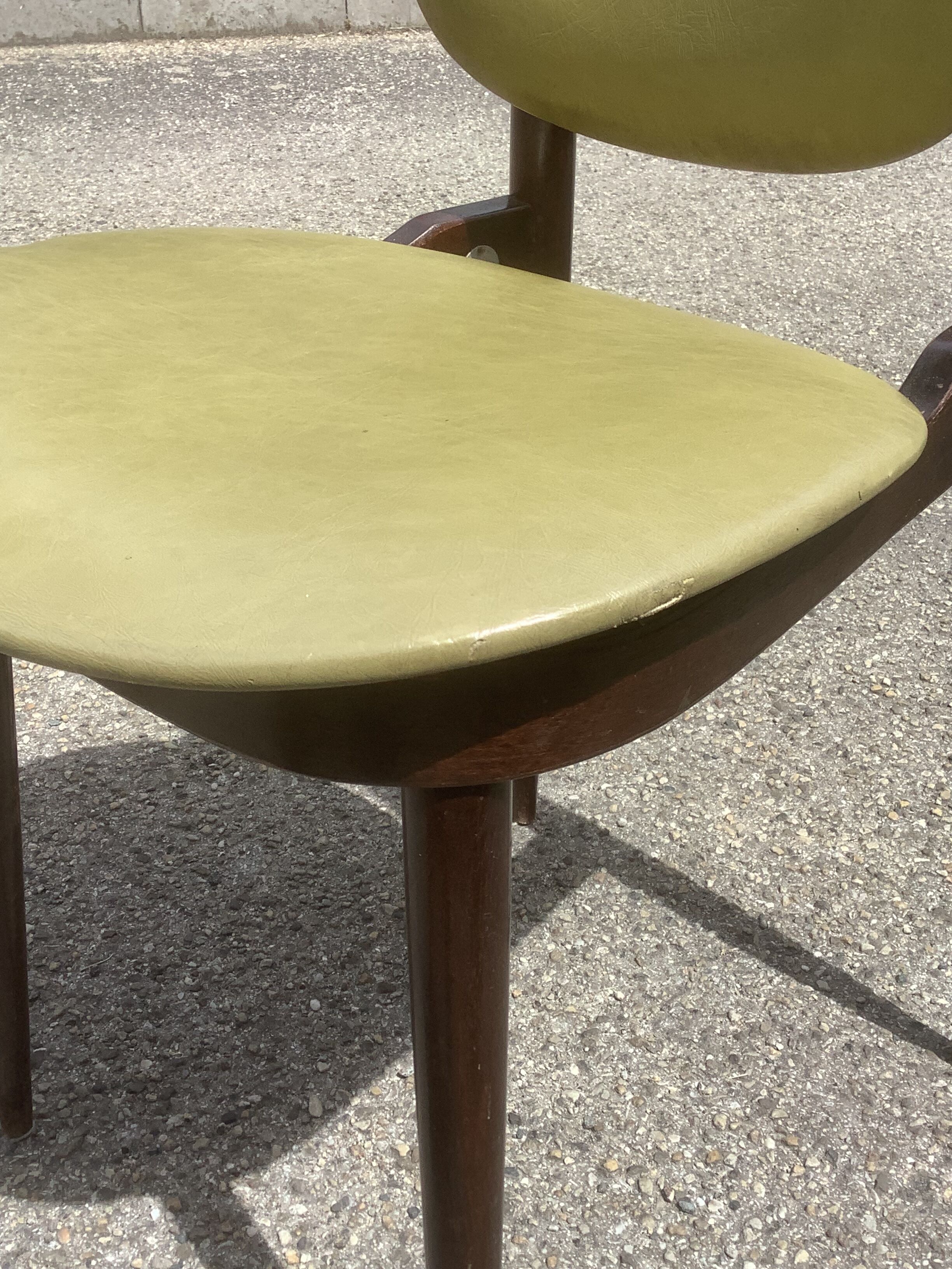 Chairs Pégase Baumann