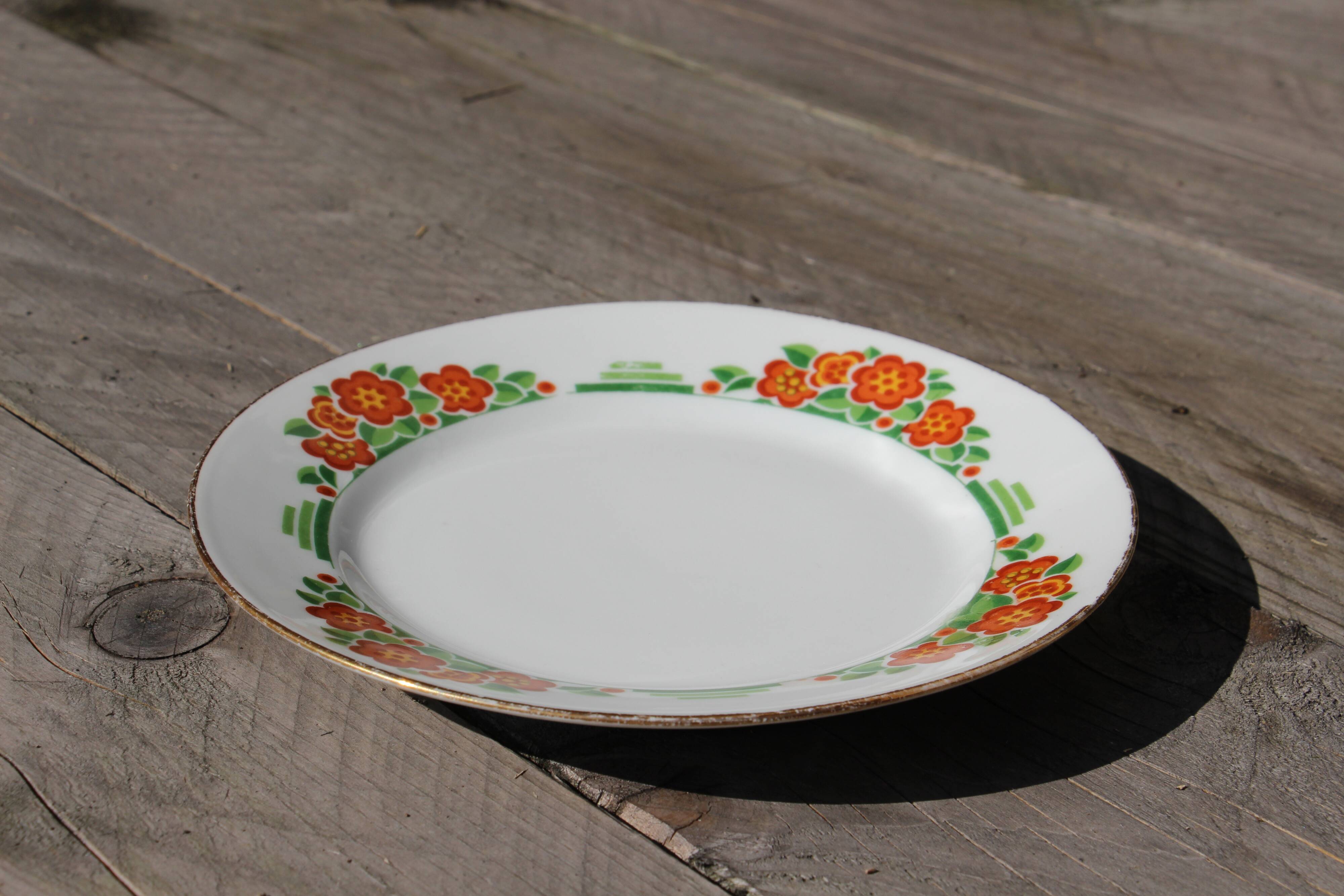 Assiettes à dessert en porcelaine de Limoges