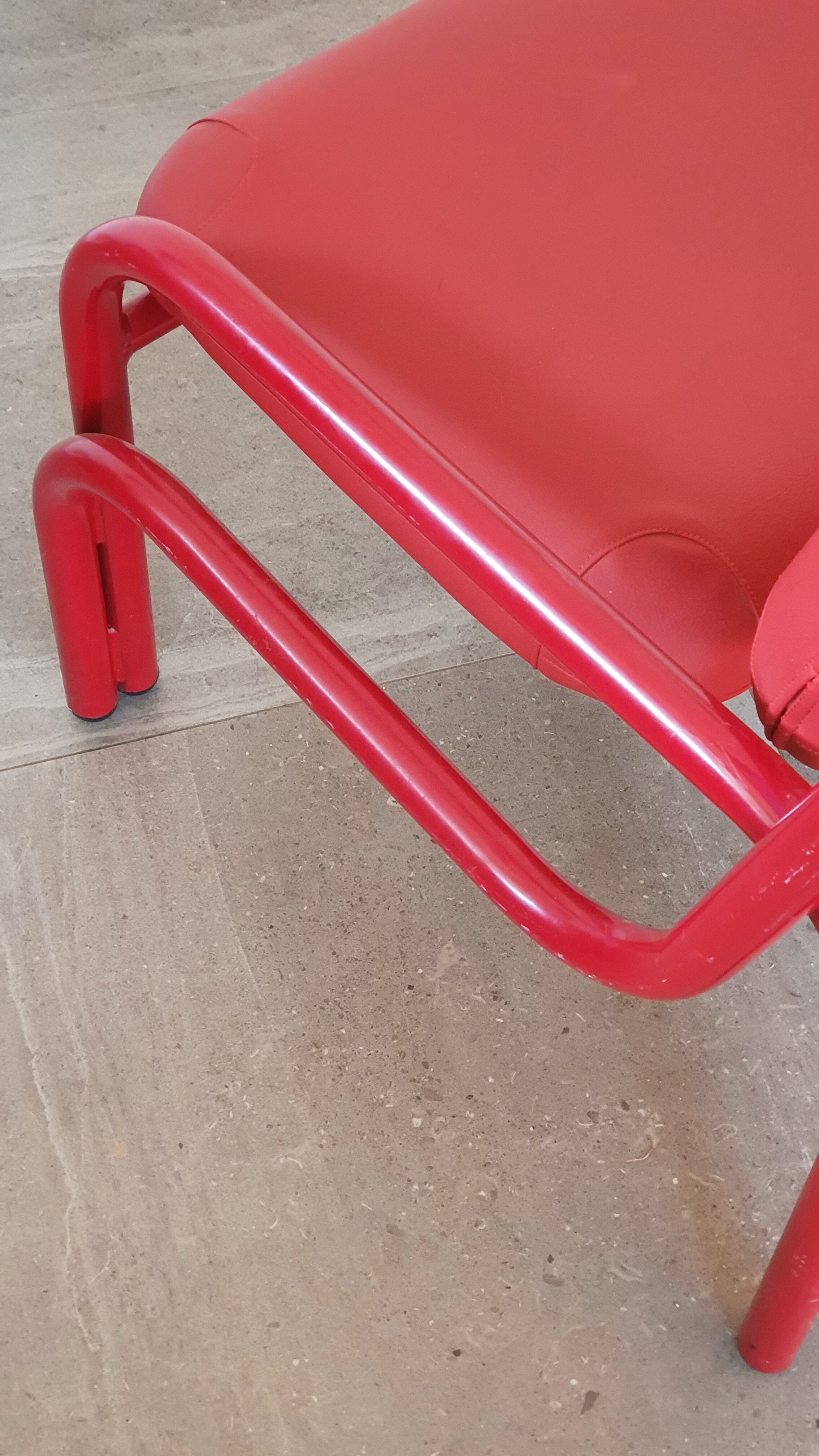 Italian design armchair from the 80s