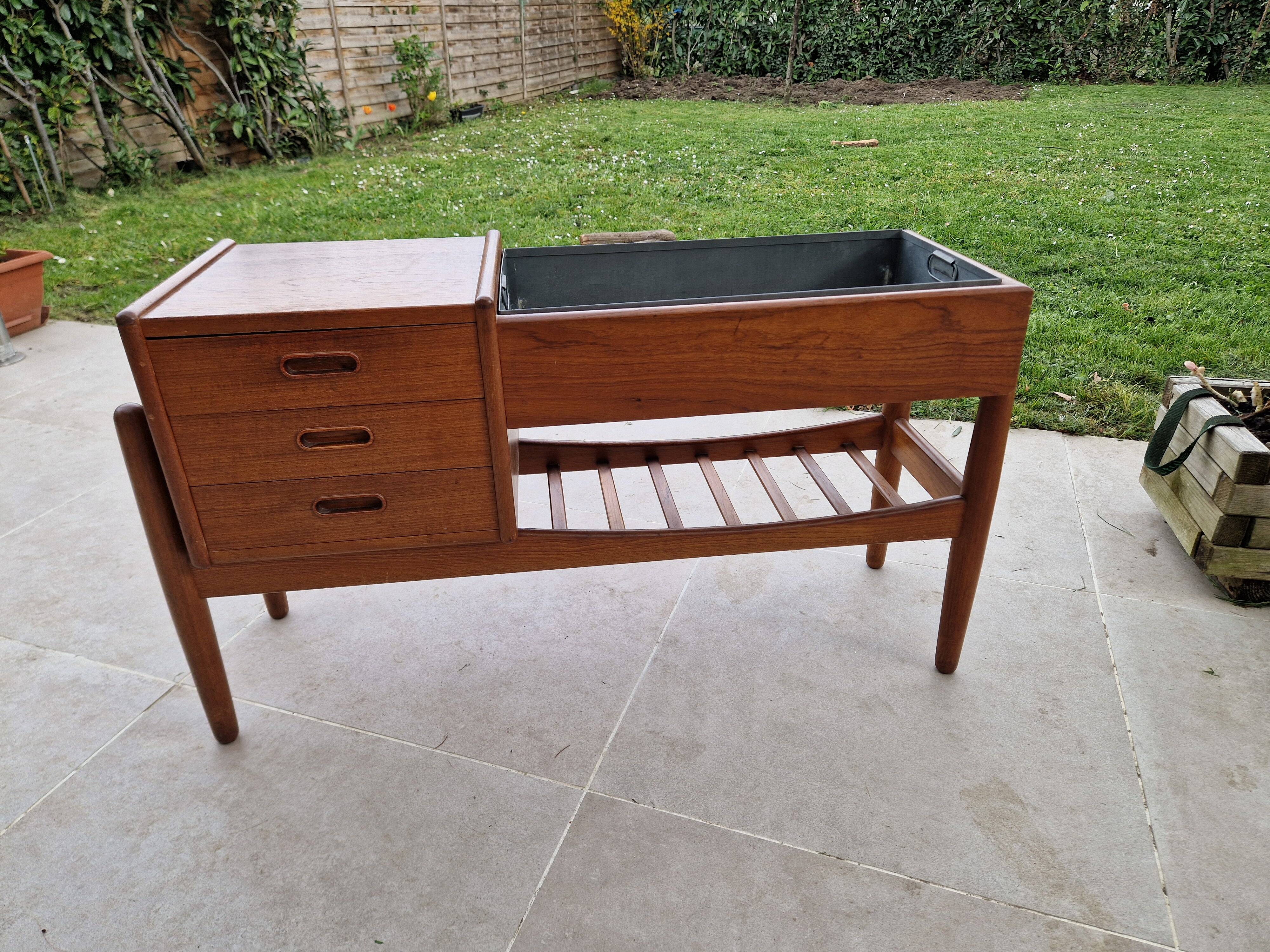 Jardinière scandinave Arne Walh