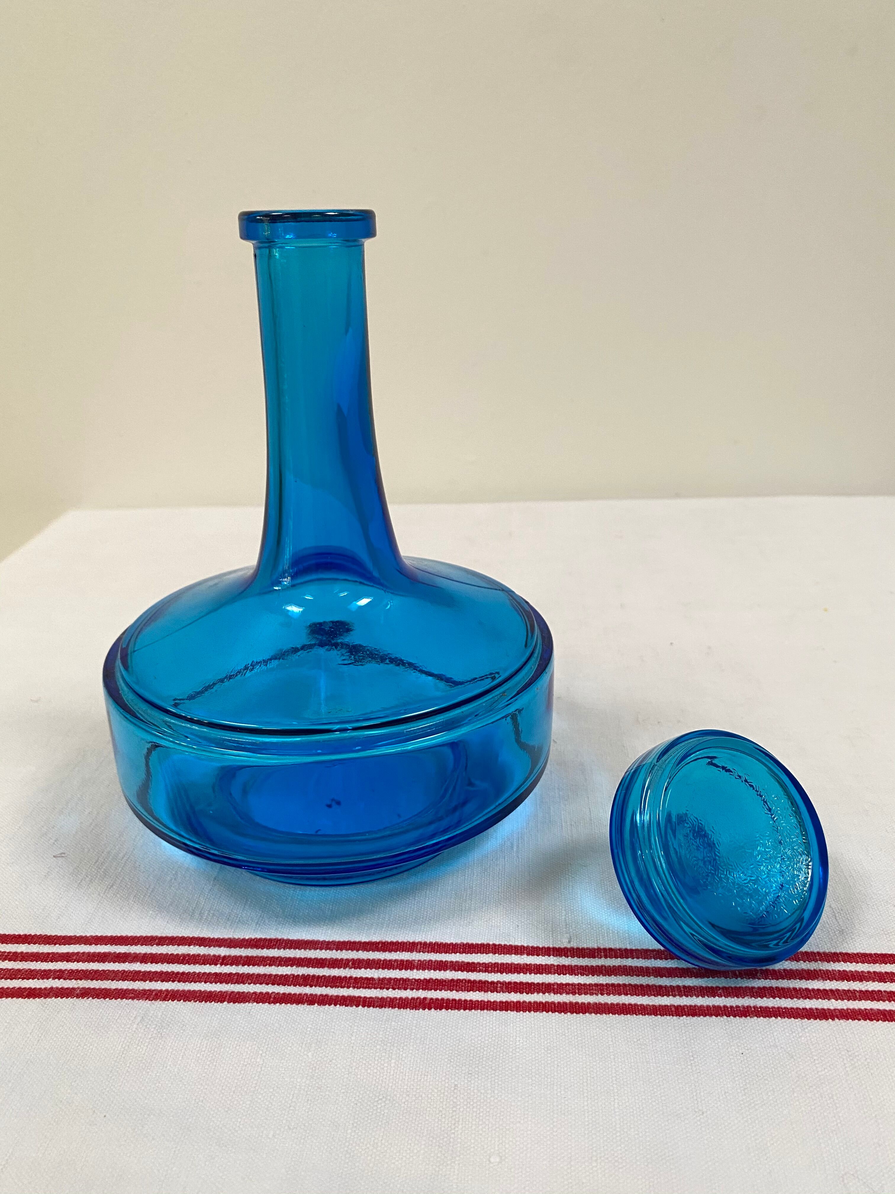 Vintage turquoise blue glass vase/decanter