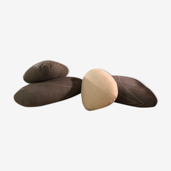 Lot de 4 coussins de décoration galets en laine Descamps