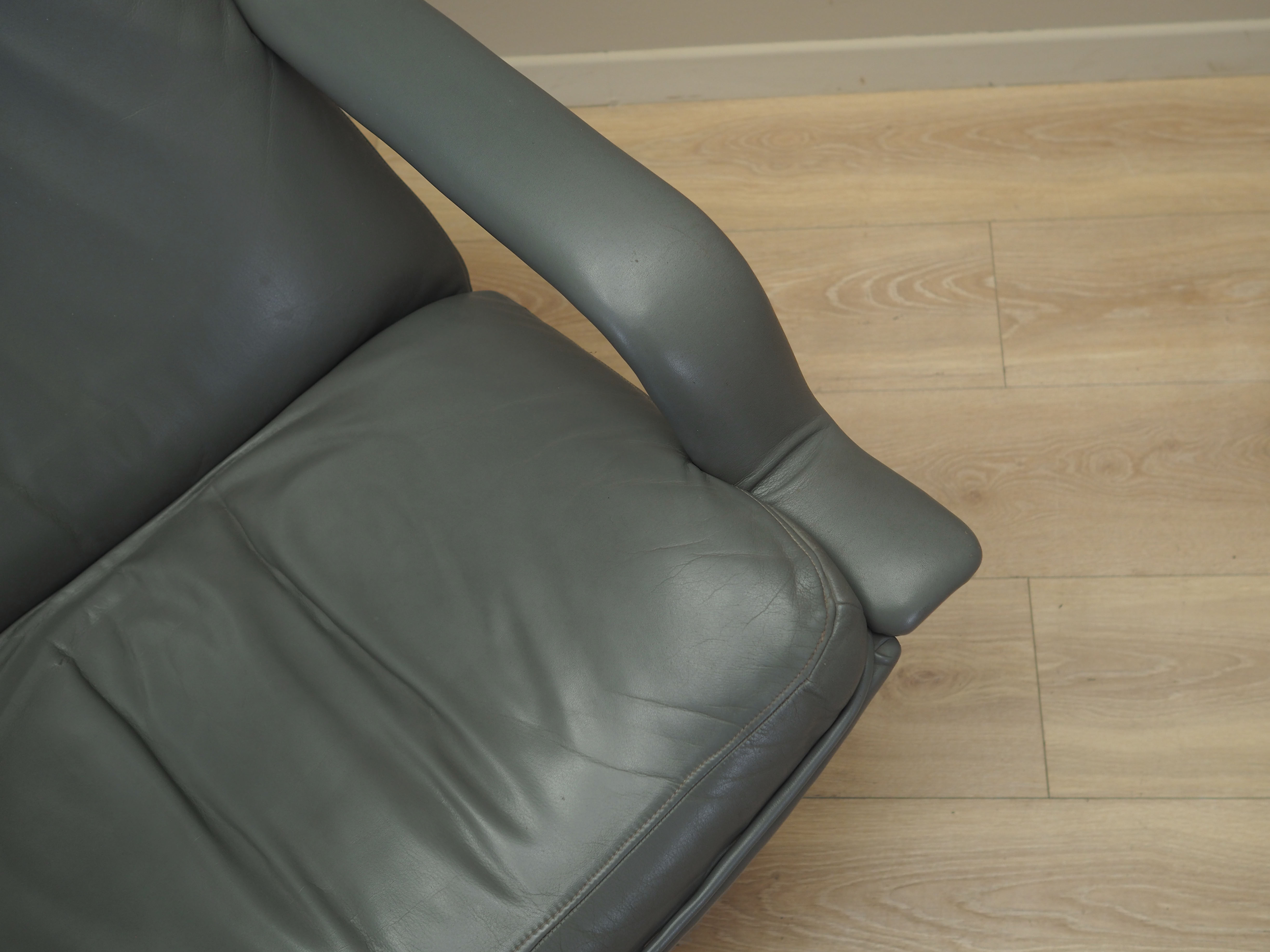 Grey leather swivel armchair, Danish design, 1960s, designer: Geoffrey Harcourt, manufacturer: Artif