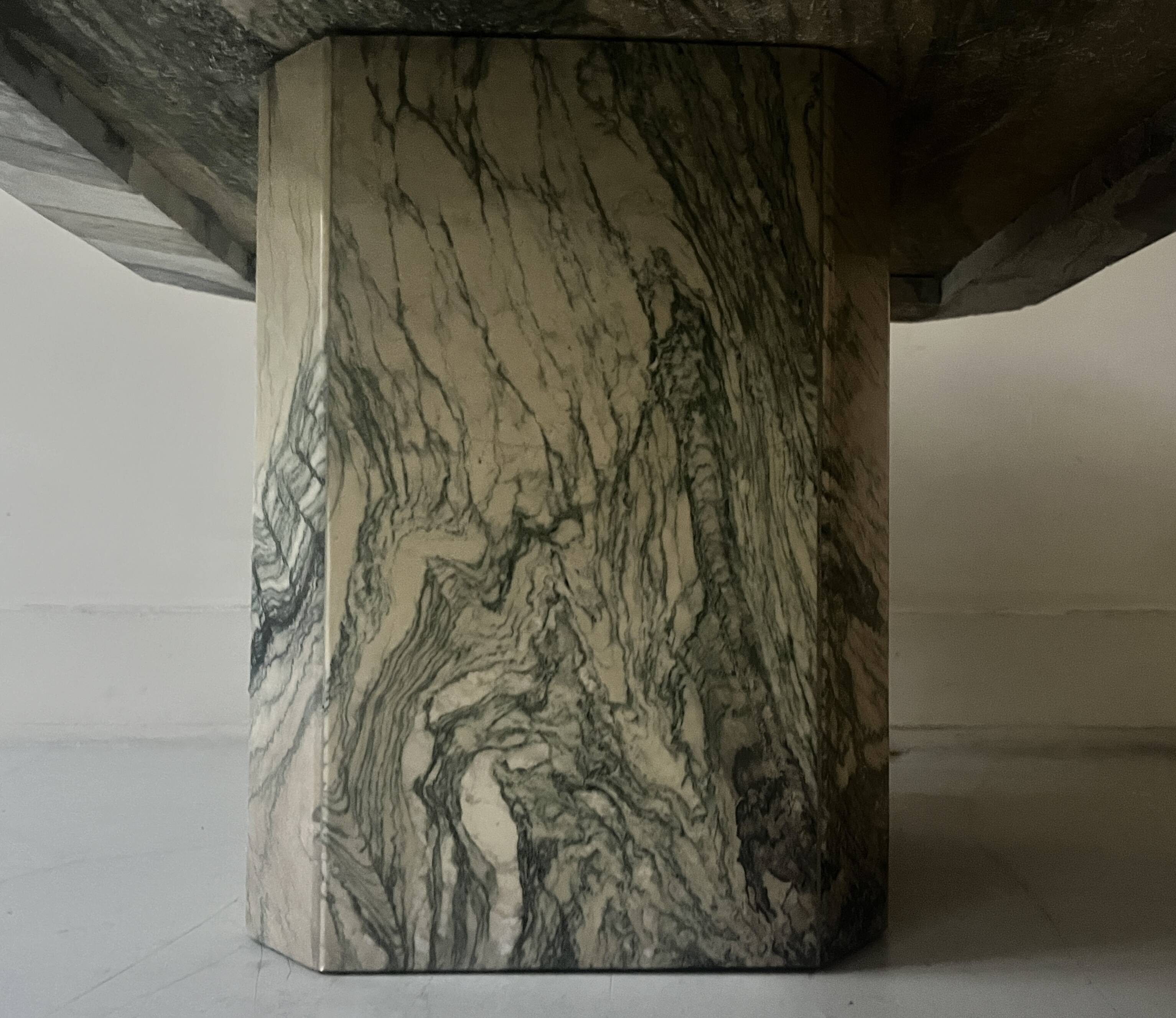 Octagonal coffee table in Italian beige/green veined marble, design 1970