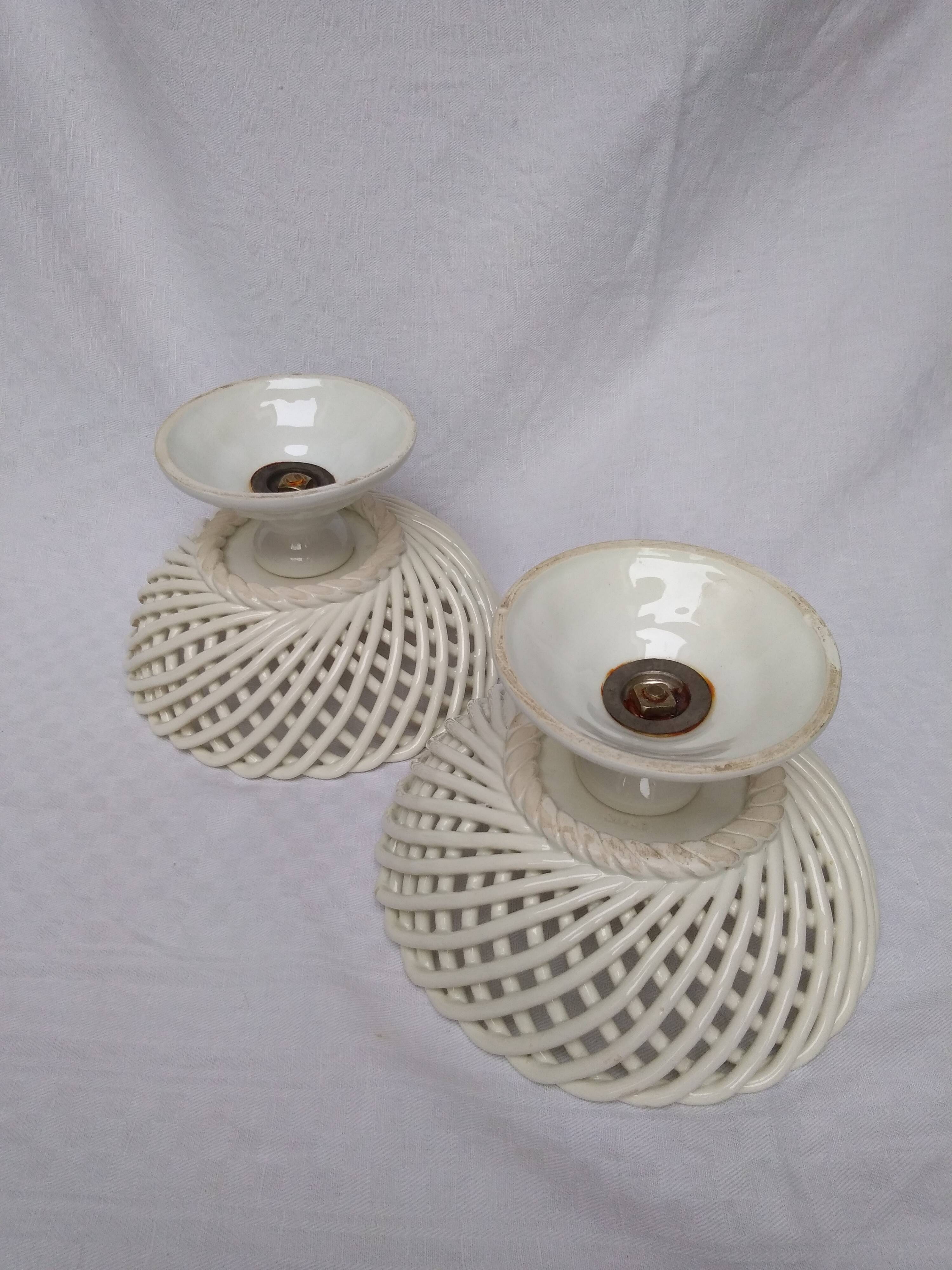 Pair of cut-on-foot in white braided earthenware