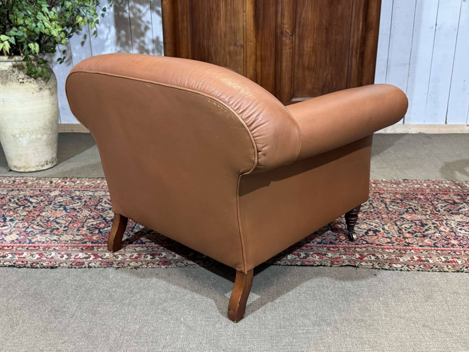 English club armchair in leather, modern production from the 1990s.