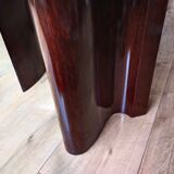 Table basse contemporaine en acajou massif