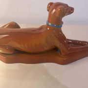 Figurine lévrier