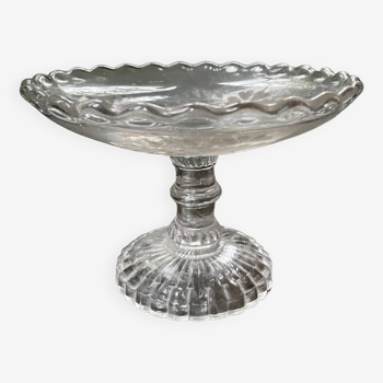 coupe sur pied en verre ancien gravé