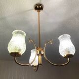 Minimalist and chic gold 3-arm chandelier