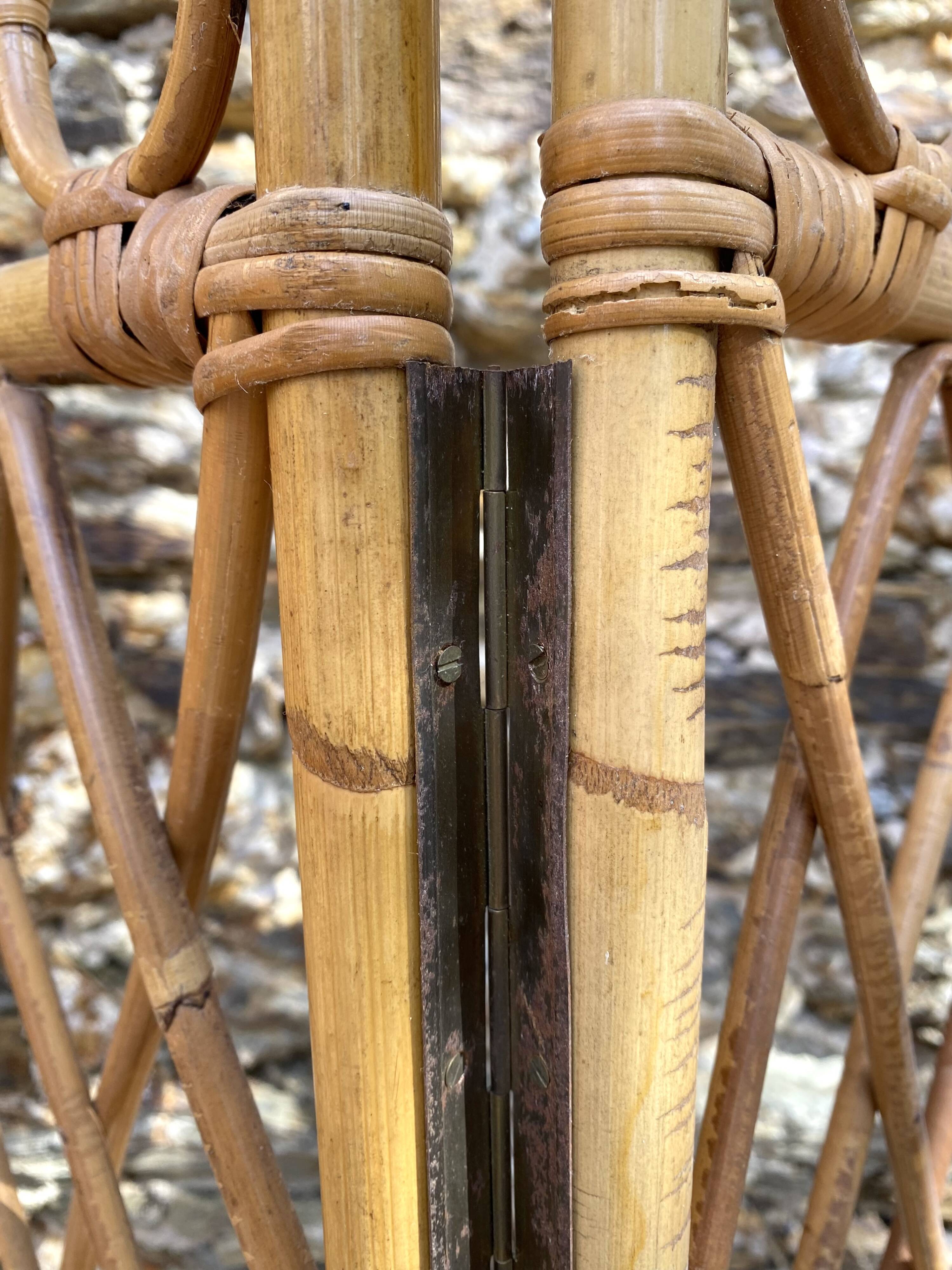 Vintage 4-sided rattan screen