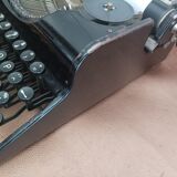 Typewriter old olympia simplex 30s