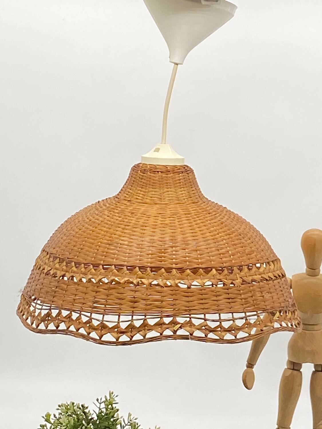 Suspension / Rattan lamp / wicker / natural fibers, vintage