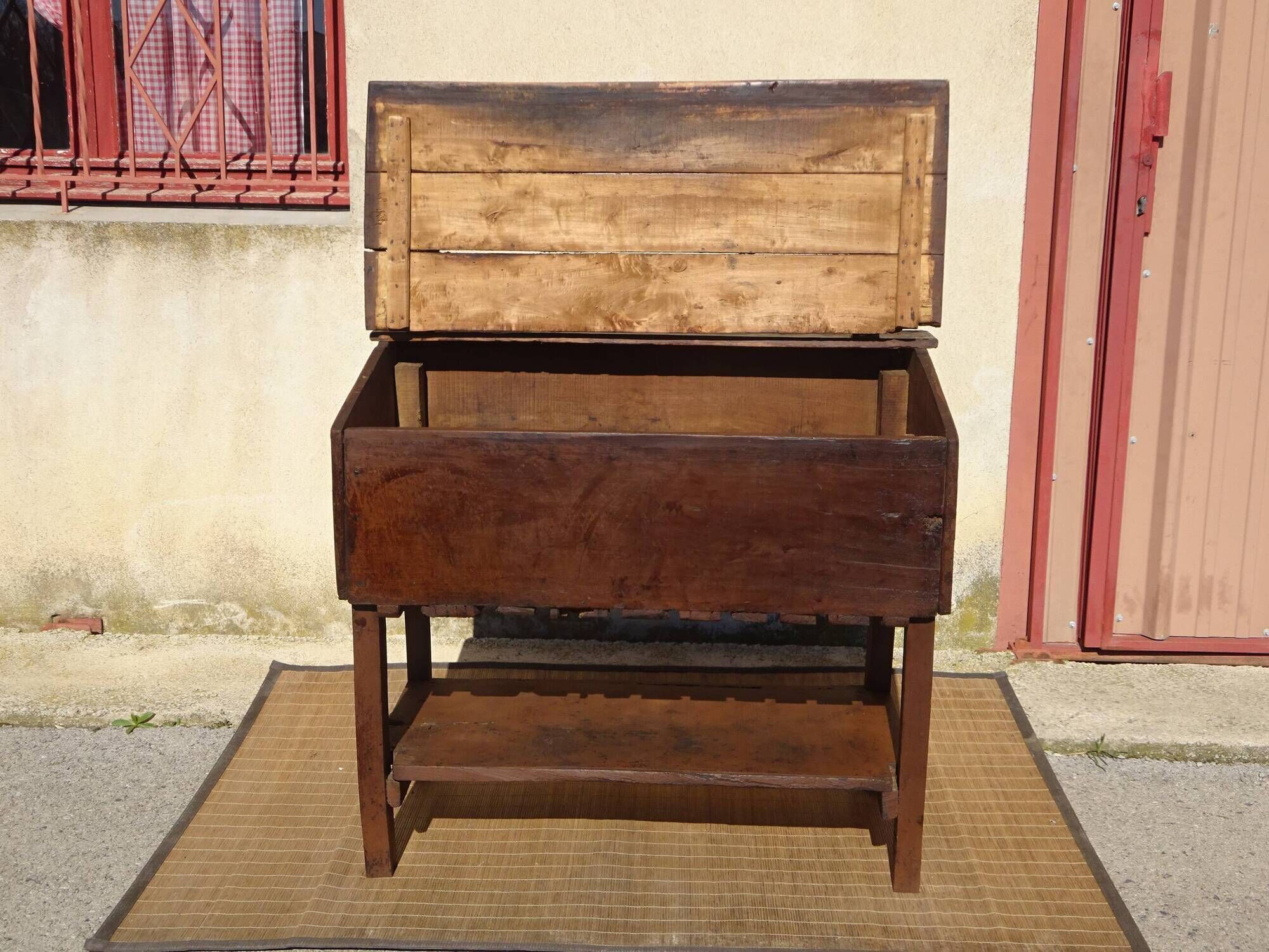 Antique coffre égouttoir en chêne massif