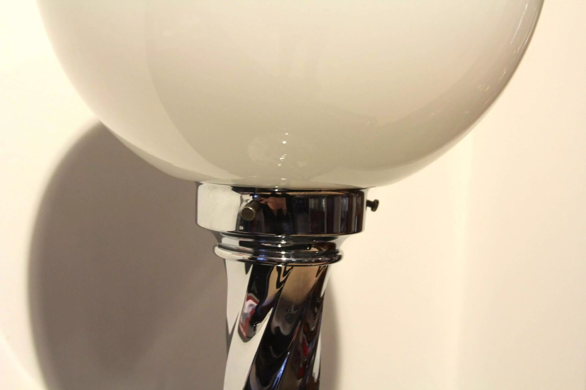 Twisted vintage lamp pair 1980