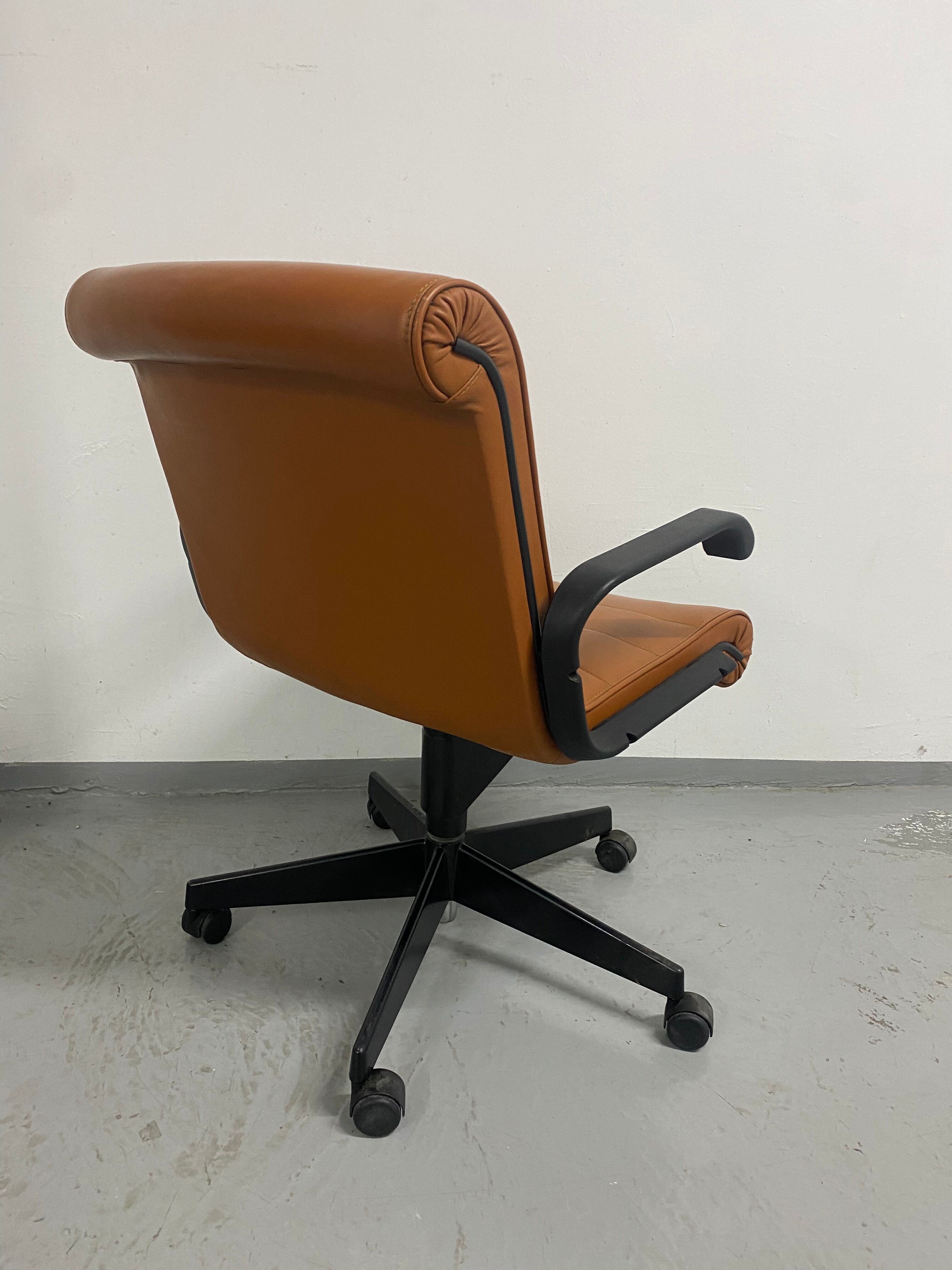 Leather armchair Cognac Richard Sapper Knoll edition