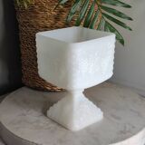 Cache-pot en opaline blanche