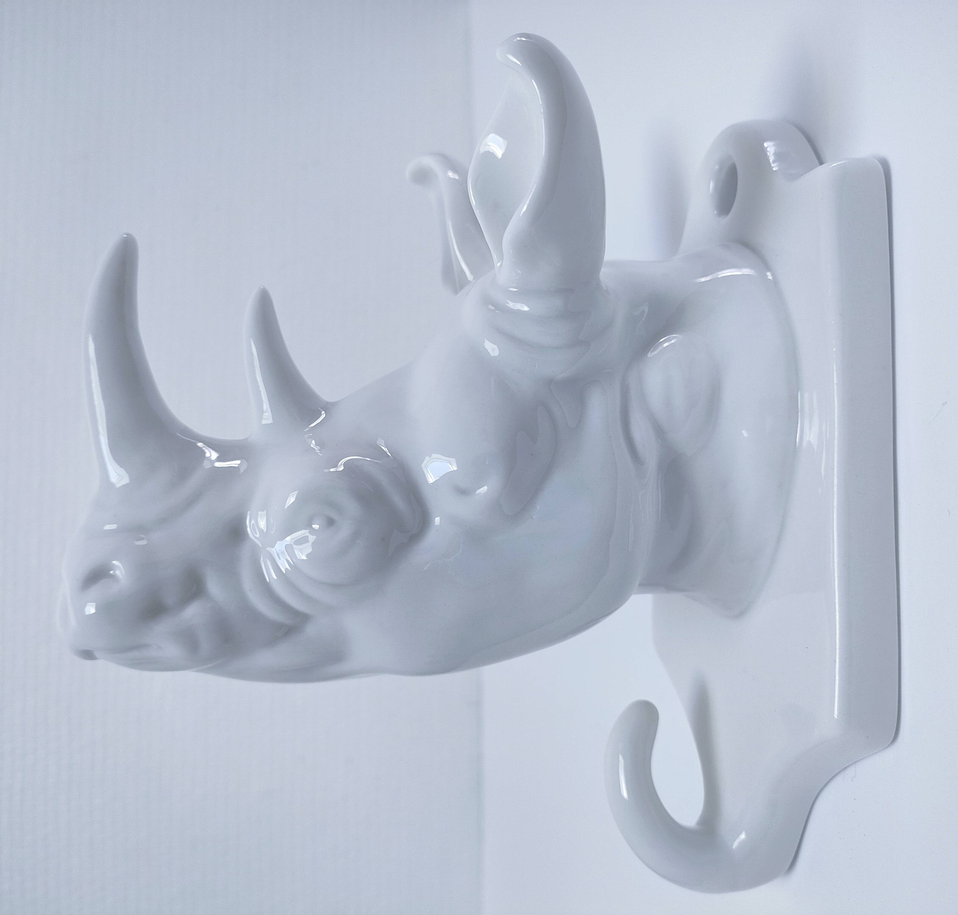Porcelain rhinoceros design coat rack