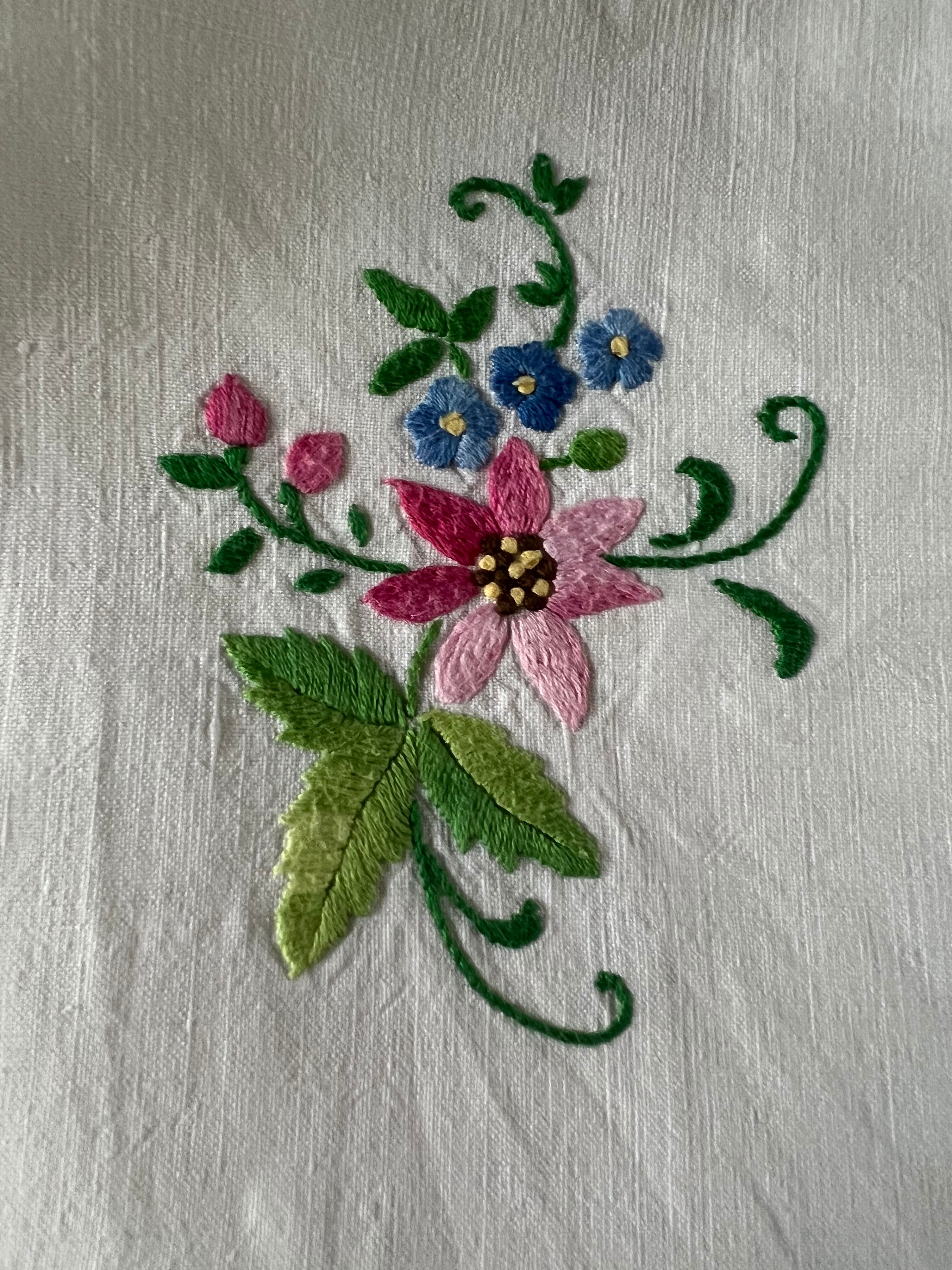 7 antique and embroidered napkins