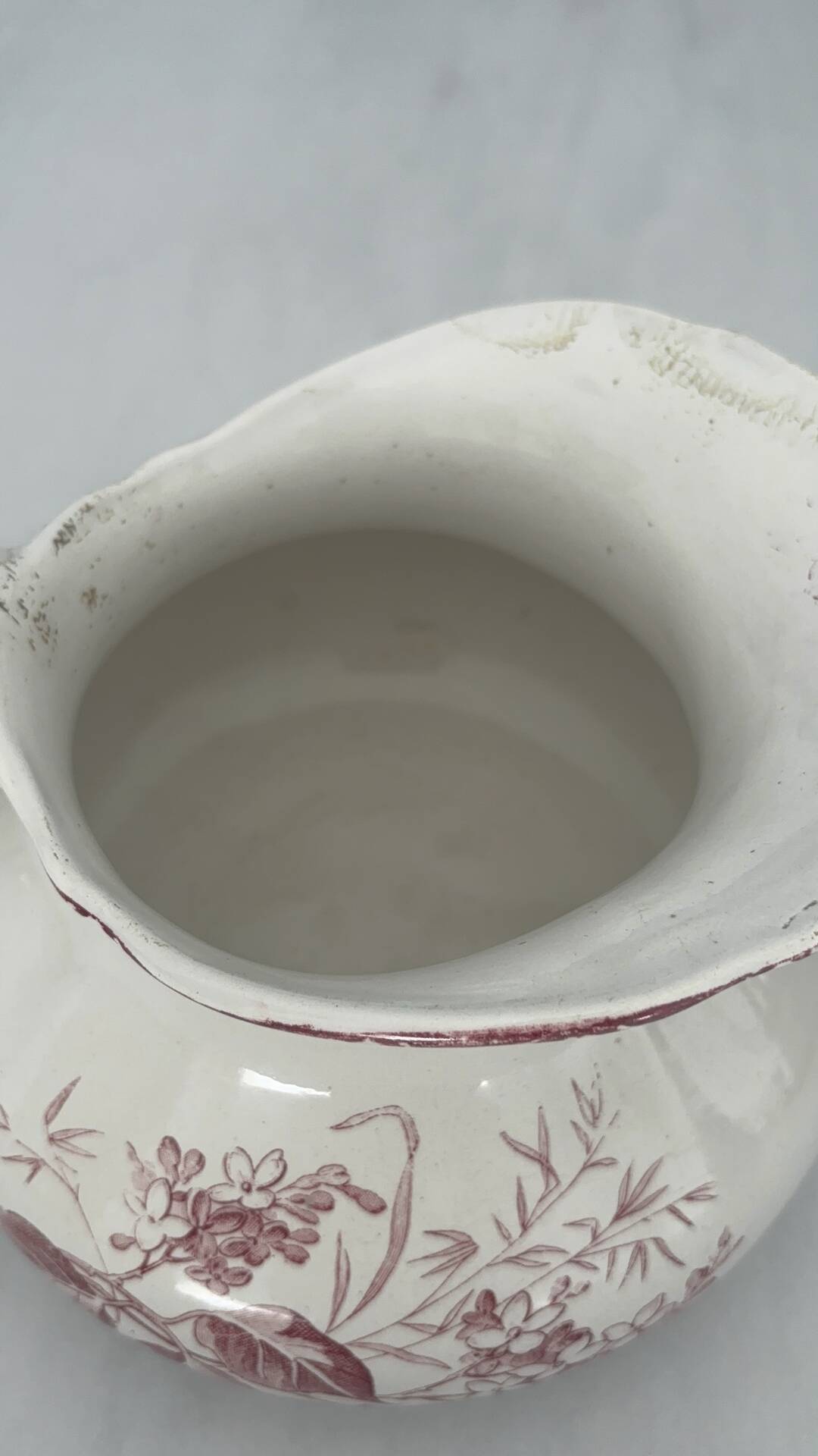 Antique toilet bowl in ironstone Lilas Creil and Montereau – Pic