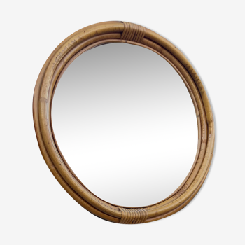 Round bamboo mirror