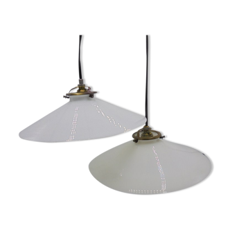 Pair of hanging lamp
