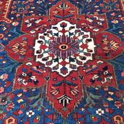 Oriental rug: former bakhtiari, 490 x 325