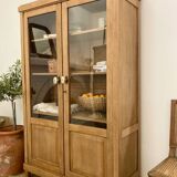 Parisian display cabinet
