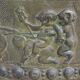 Porte-parapluie en cuivre à décor en repoussé cherubin putti angelot, dinanderie xix ème siècle