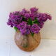 Vase boule en verre depoli rose, fleurs en relief, art deco