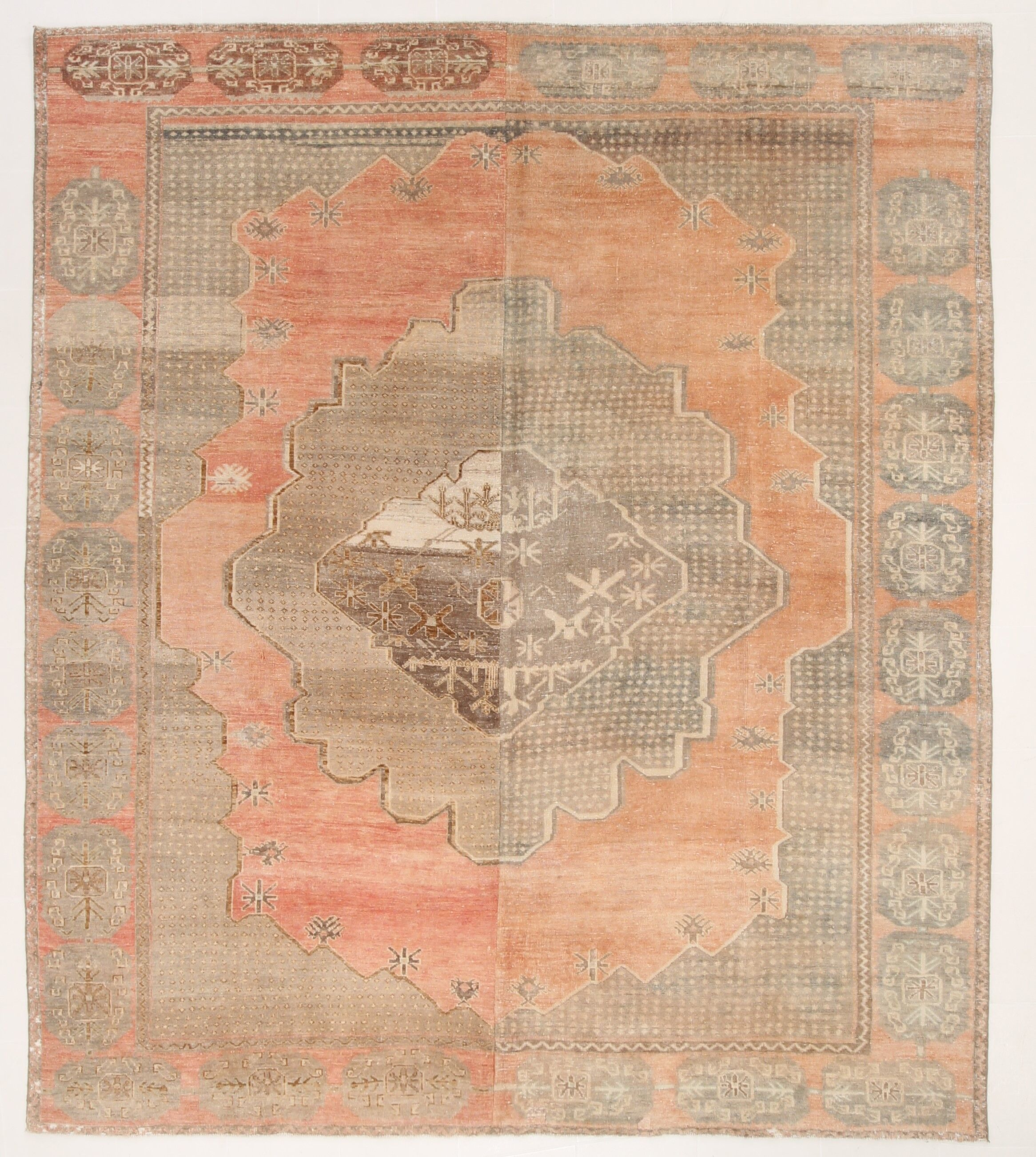 Oversize oushak rug 361x322cm