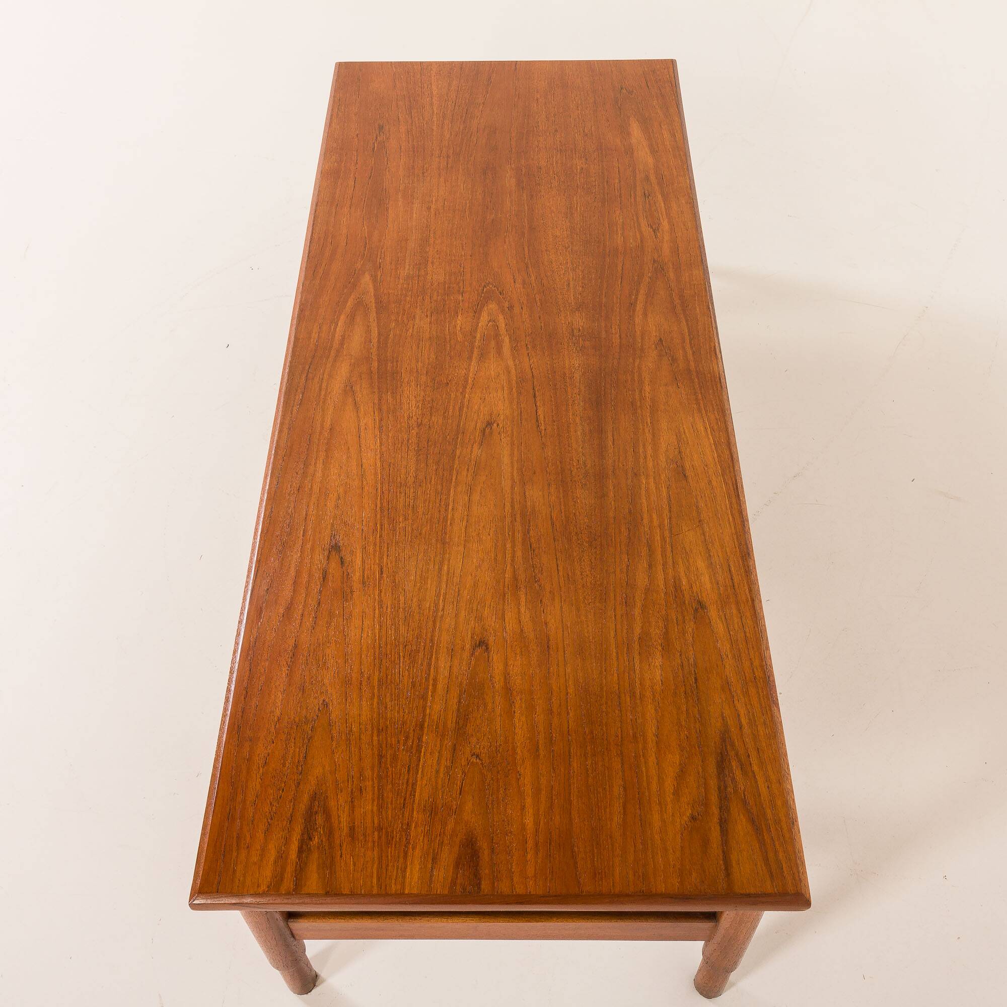 Italian mid-century low teak coffee table by Saporiti, 1960s