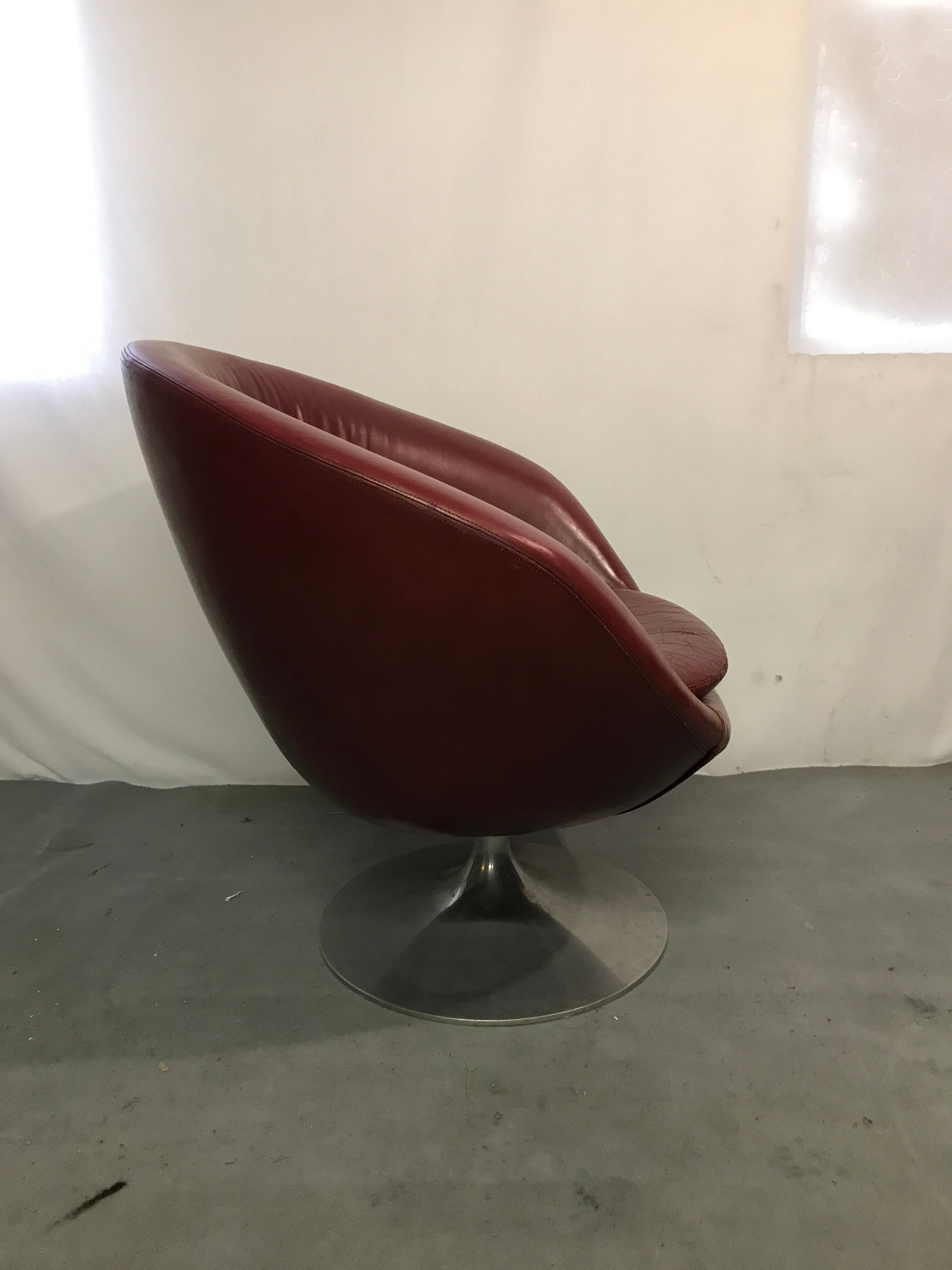 Red leather tulip foot chair