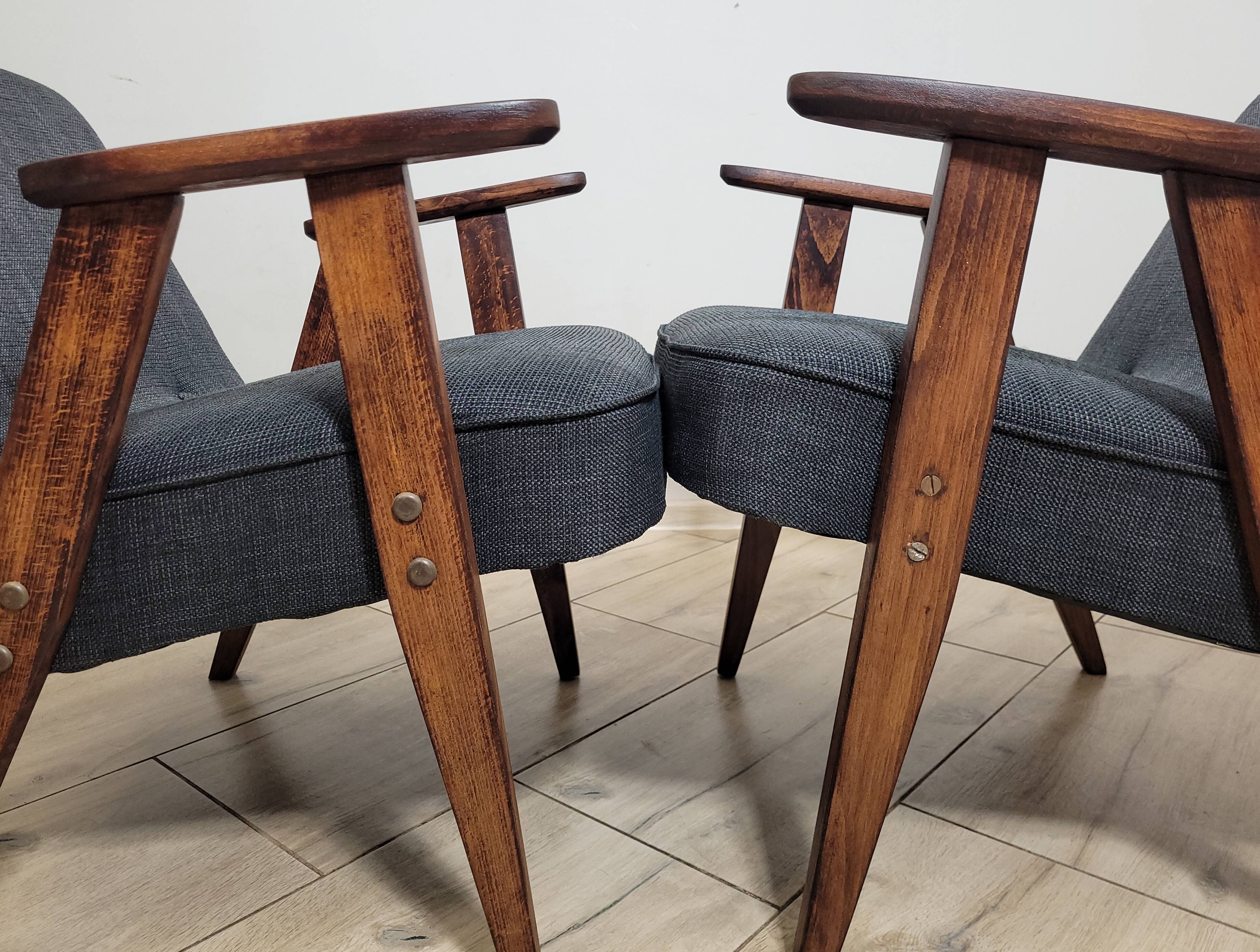 Pair of armchairs 366 designed in the 1960s by Jozef Chierowski