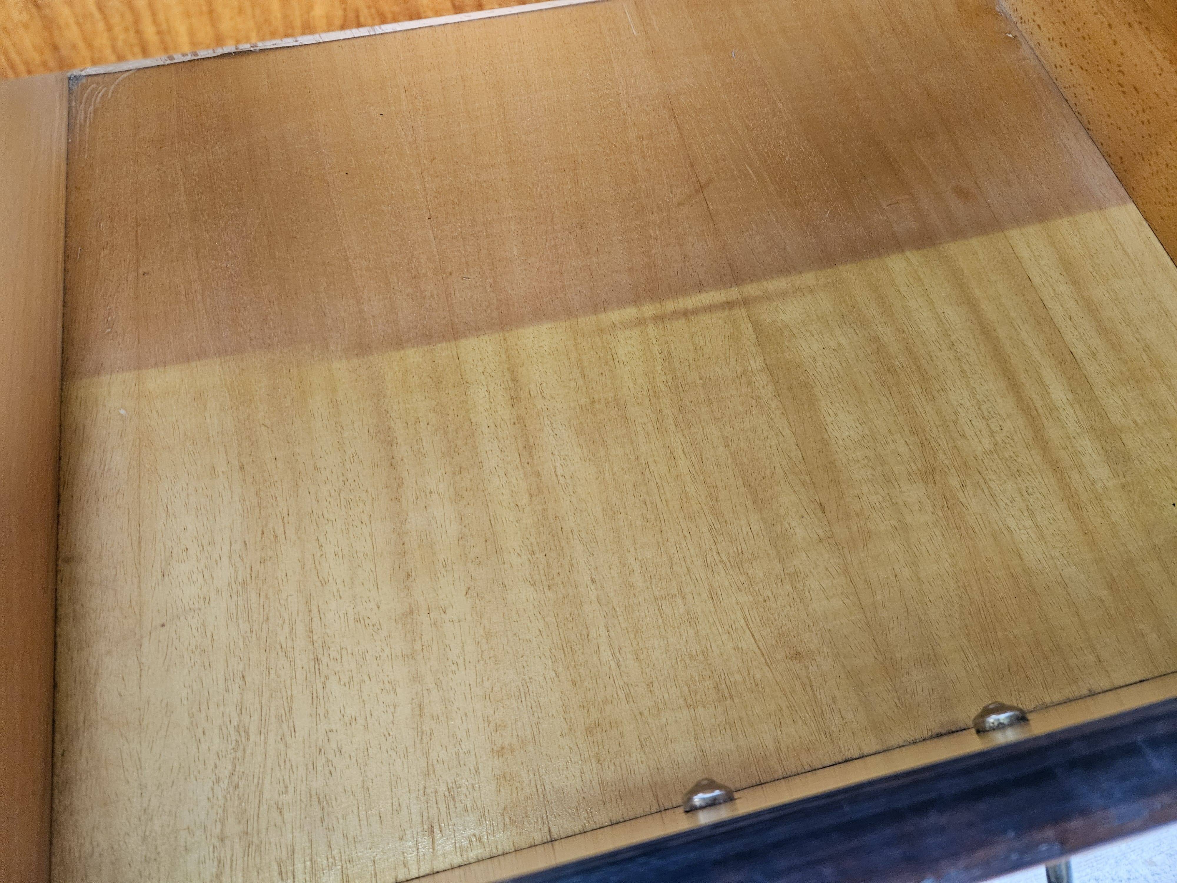 Mahogany burl chest of drawers with mirrored top