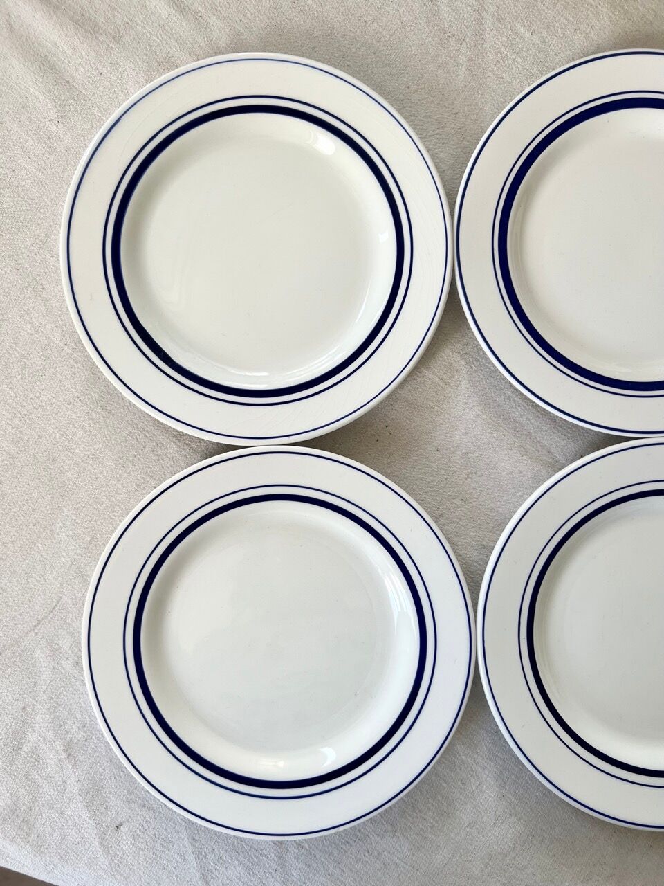 9 bistro dessert plates