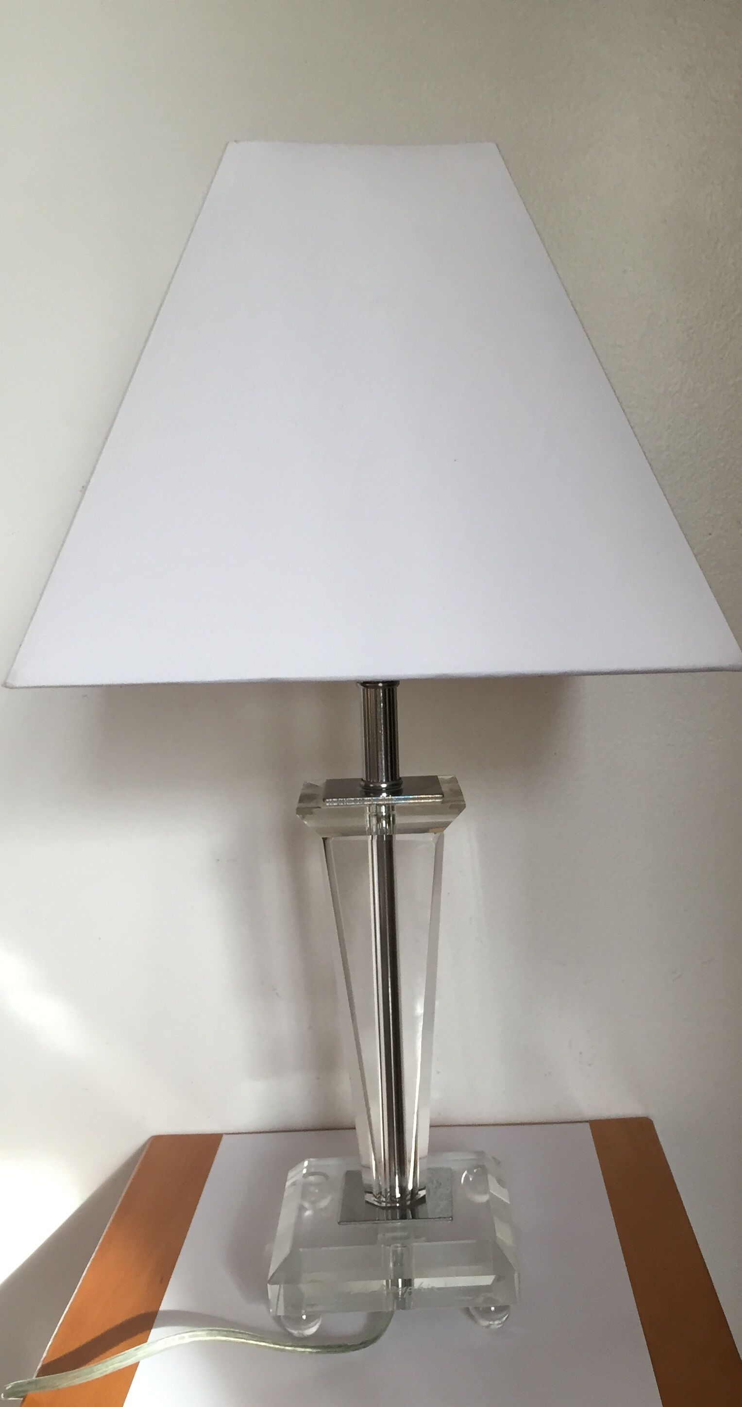 Crystal and stainless steel desk lamp