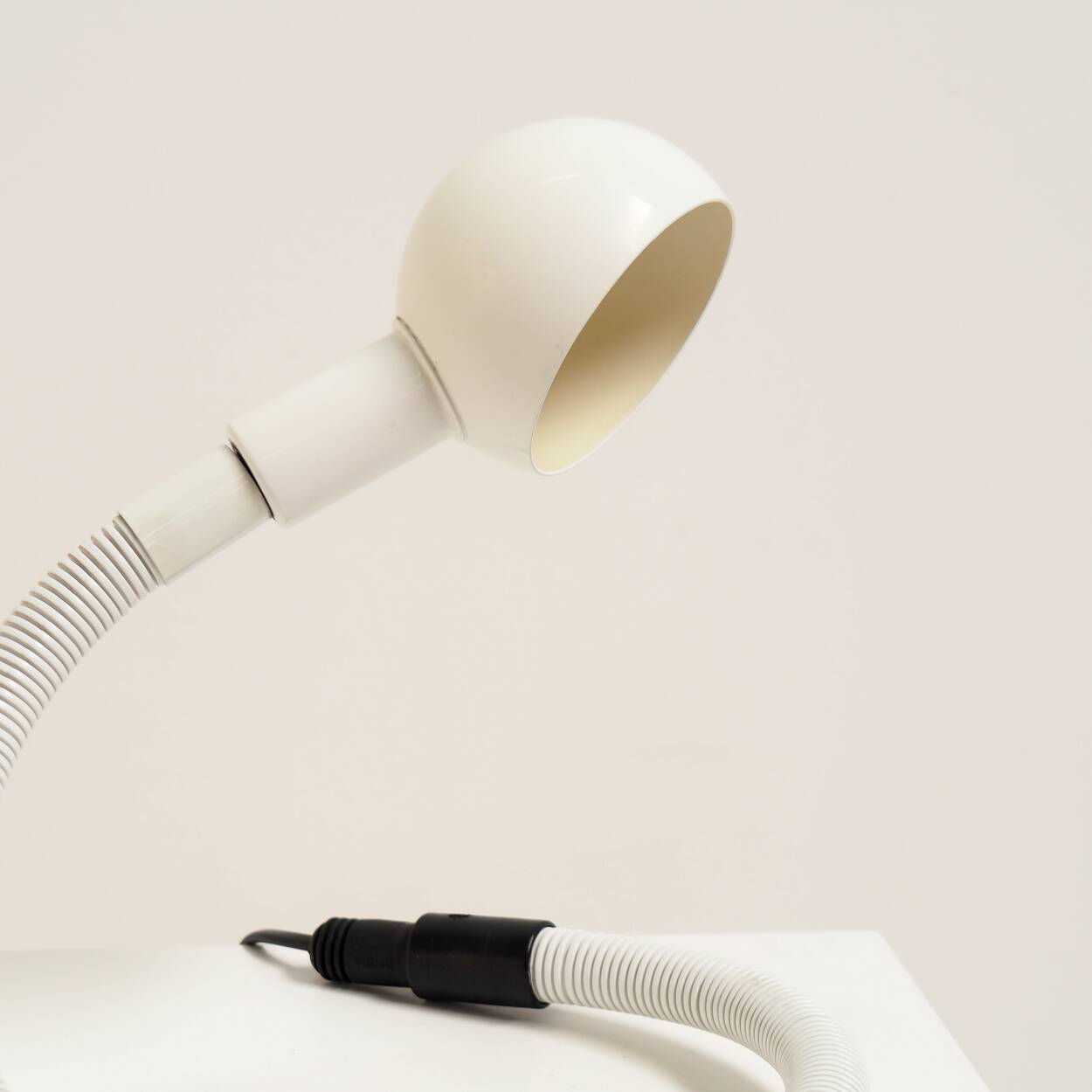 “Hebi” Table Lamp by Isao Hosoe for Valenti, 1970s, Italy