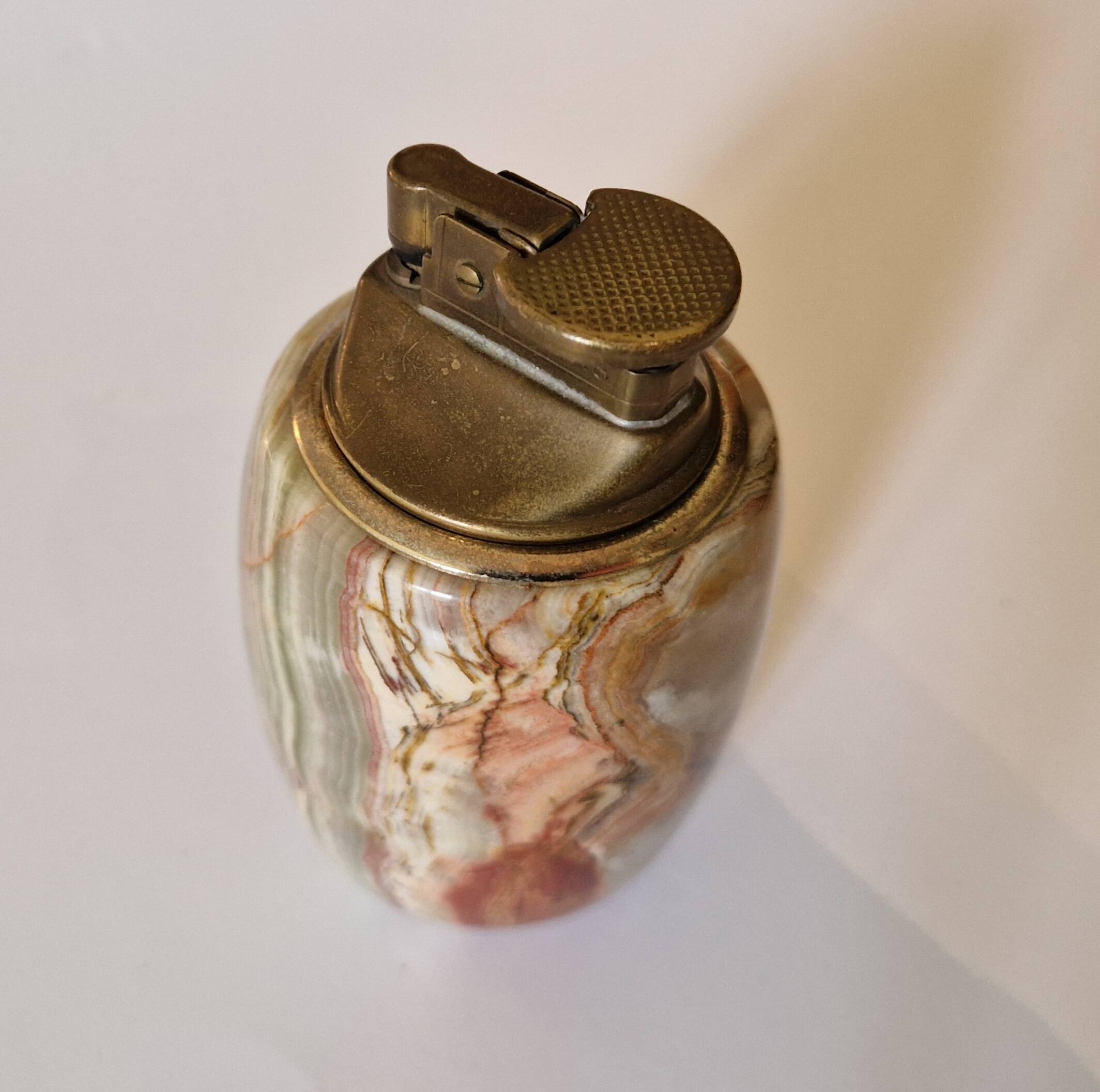 Onyx table lighter 1950
