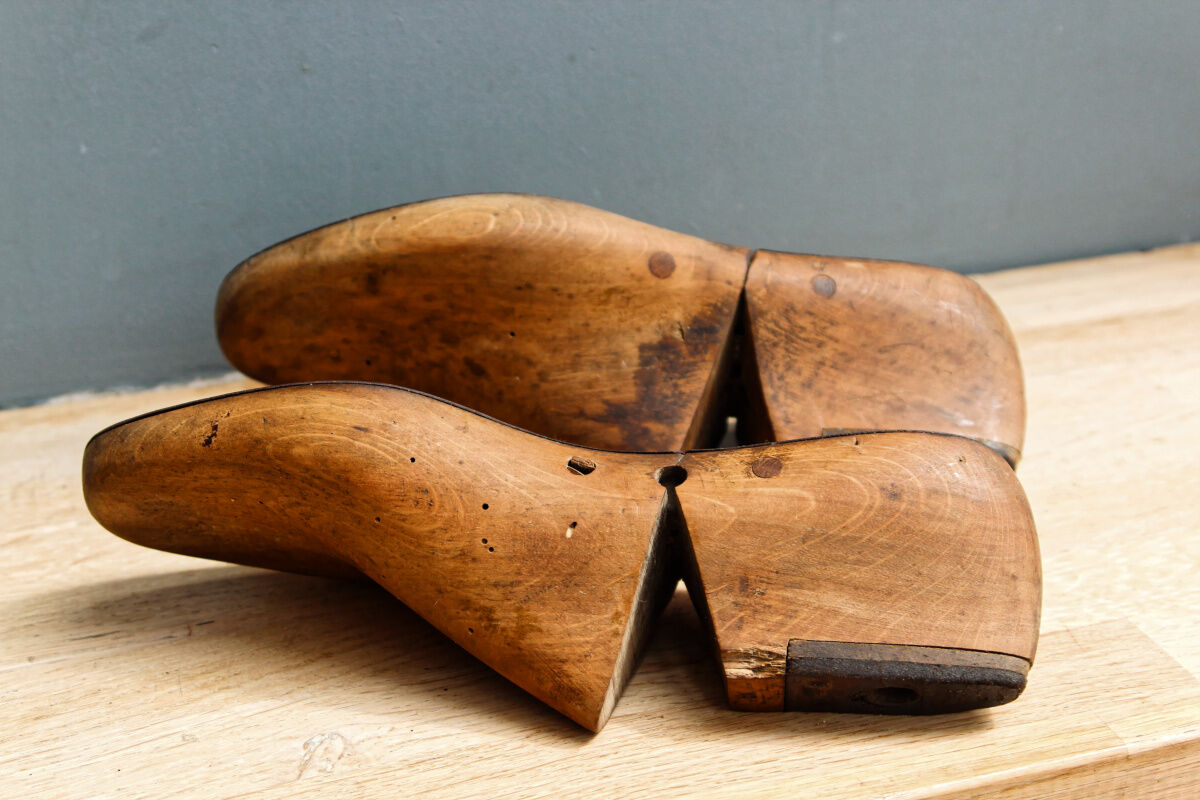 Pair of old hirers, wood and metal