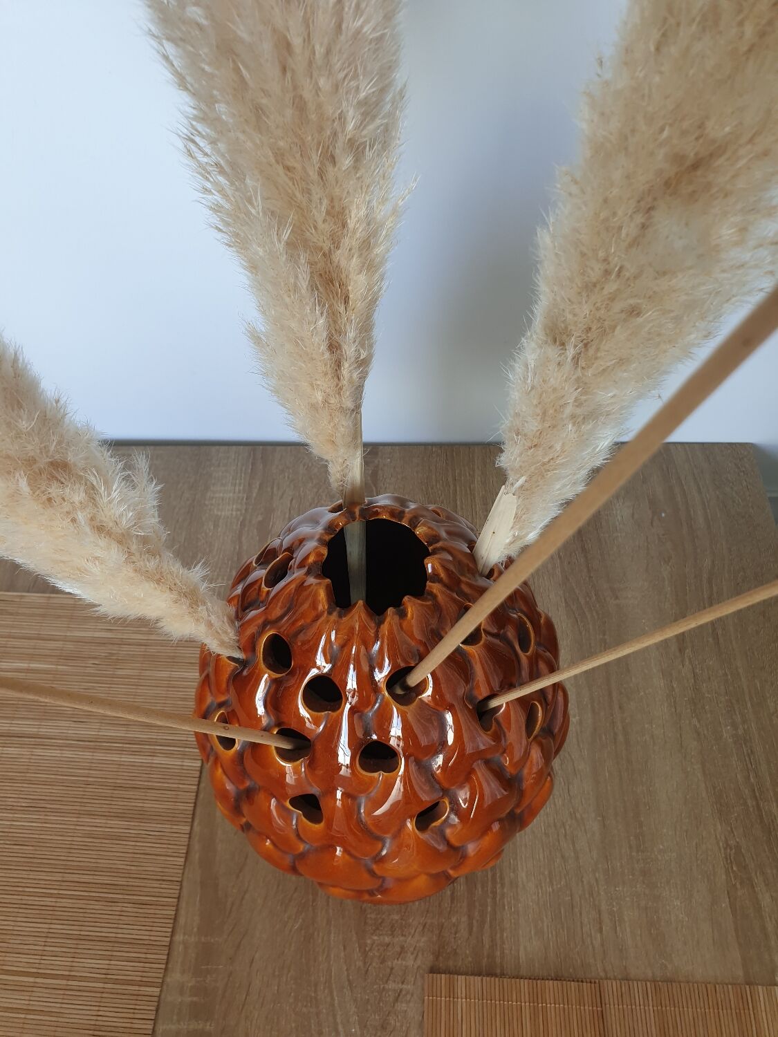 Ceramic artichoke vase