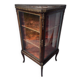 Vitrine d’angle style Louis XV