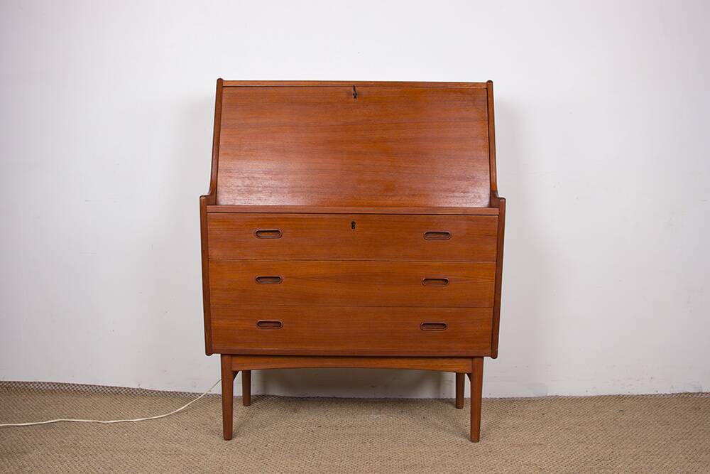 Danish Teak Secretary Desk Model 37 by Arne Wahl Iversen for Vinde Mobelfabrik 1960.