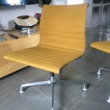 Chairs EA 105 by Charles & Ray Eames for Herman Miller
