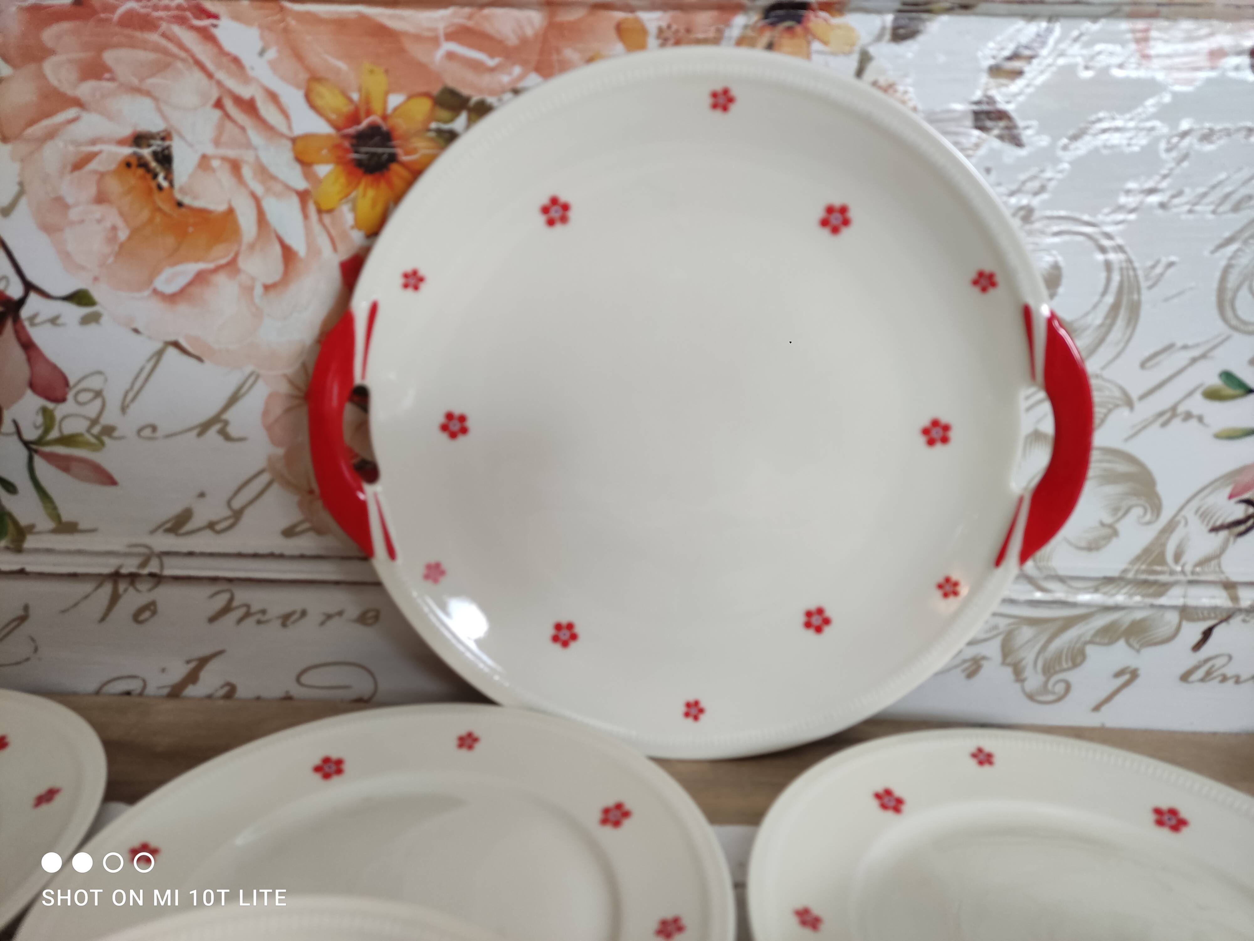 Dessert service 11 pieces in beige Bavaria porcelain with small orange flowers