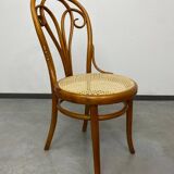 Curved wooden dining chair by Löbl Wieisskirchen