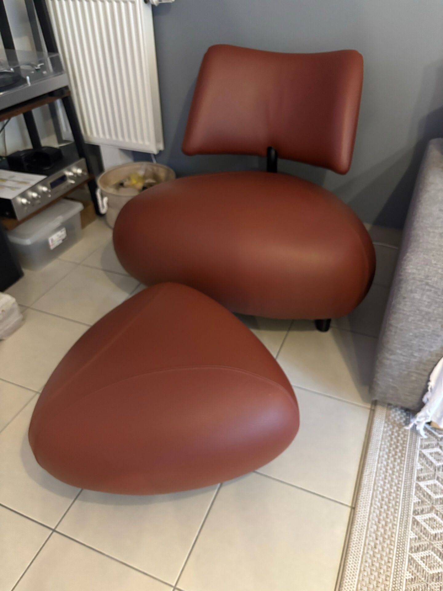 Leolux armchair